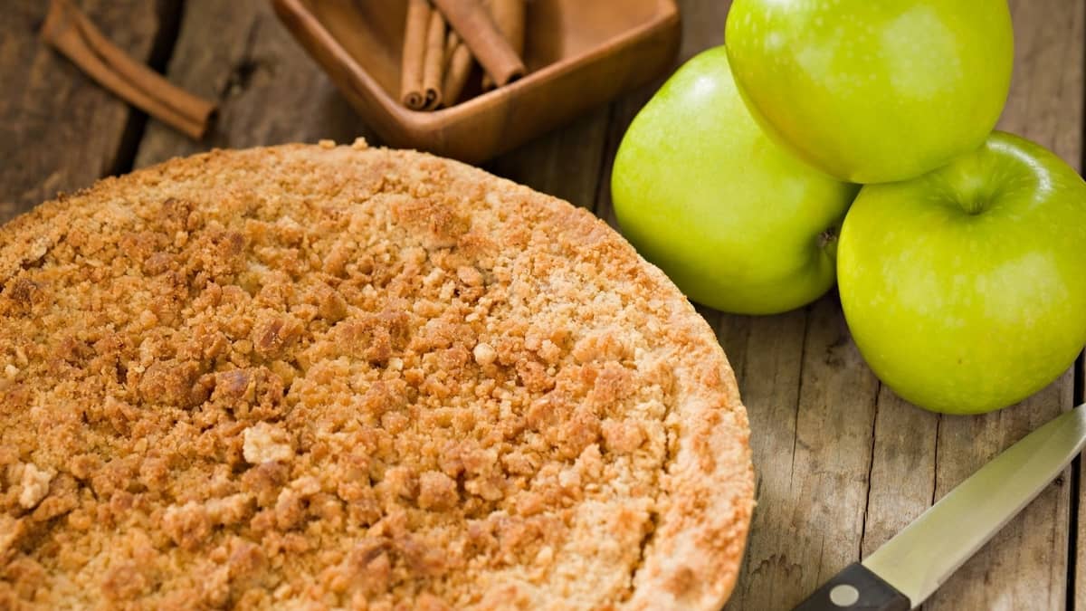 The Renowned Dutch Apple Pie Recipe