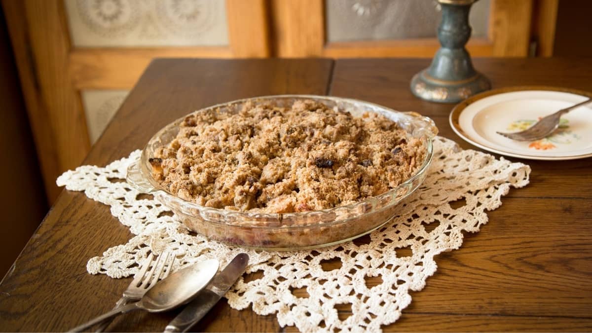 Amish Apple Crumb Pie Recipe 
