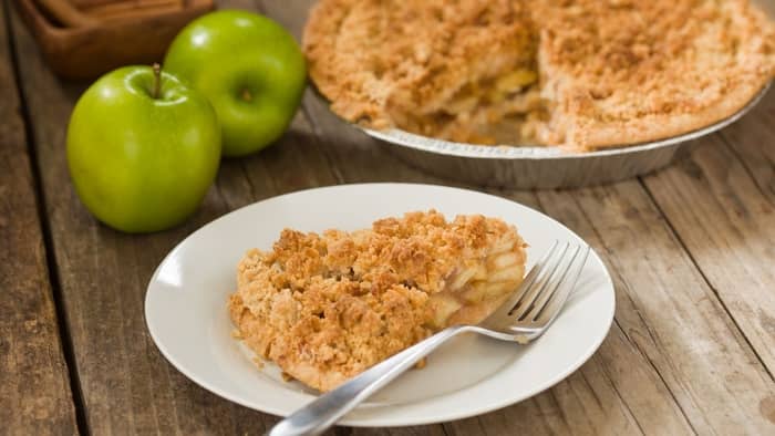 What is Dutch apple pie topping made of?
