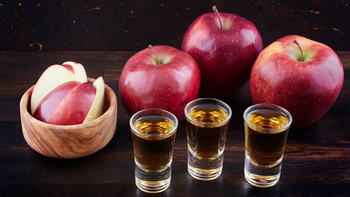  Does apple pie moonshine get stronger the longer it sits?